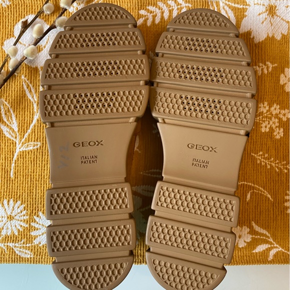 GEOX RESPIRA ITALIAN LOAFERS - Picture 8 of 16